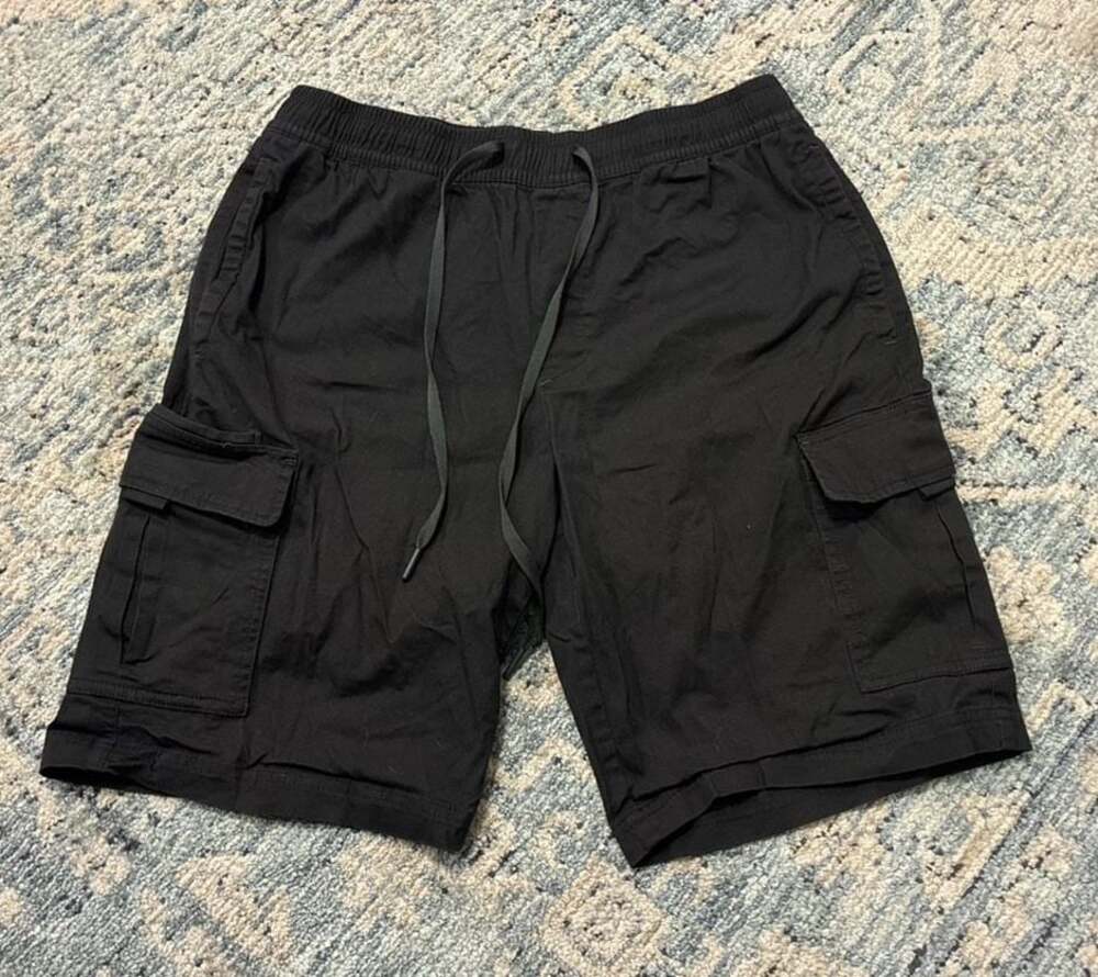 Mens Black Cargo Shorts with Drawstring and Side Pockets Size L